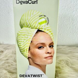 DevaCurl DevaTwist Hair Towel - Green and White